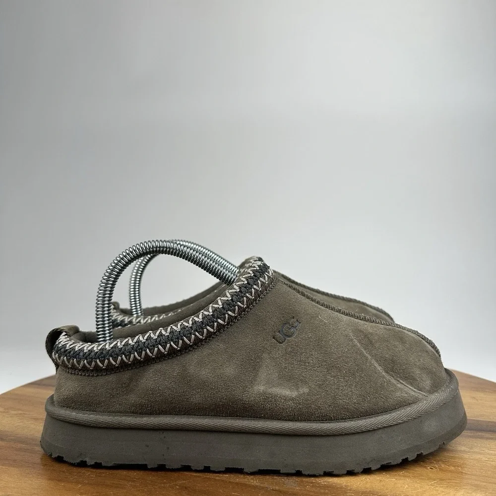 Big Kids Ugg Tasman II Brown Shearling Lined Comfort Slippers Size 5 Y GUC